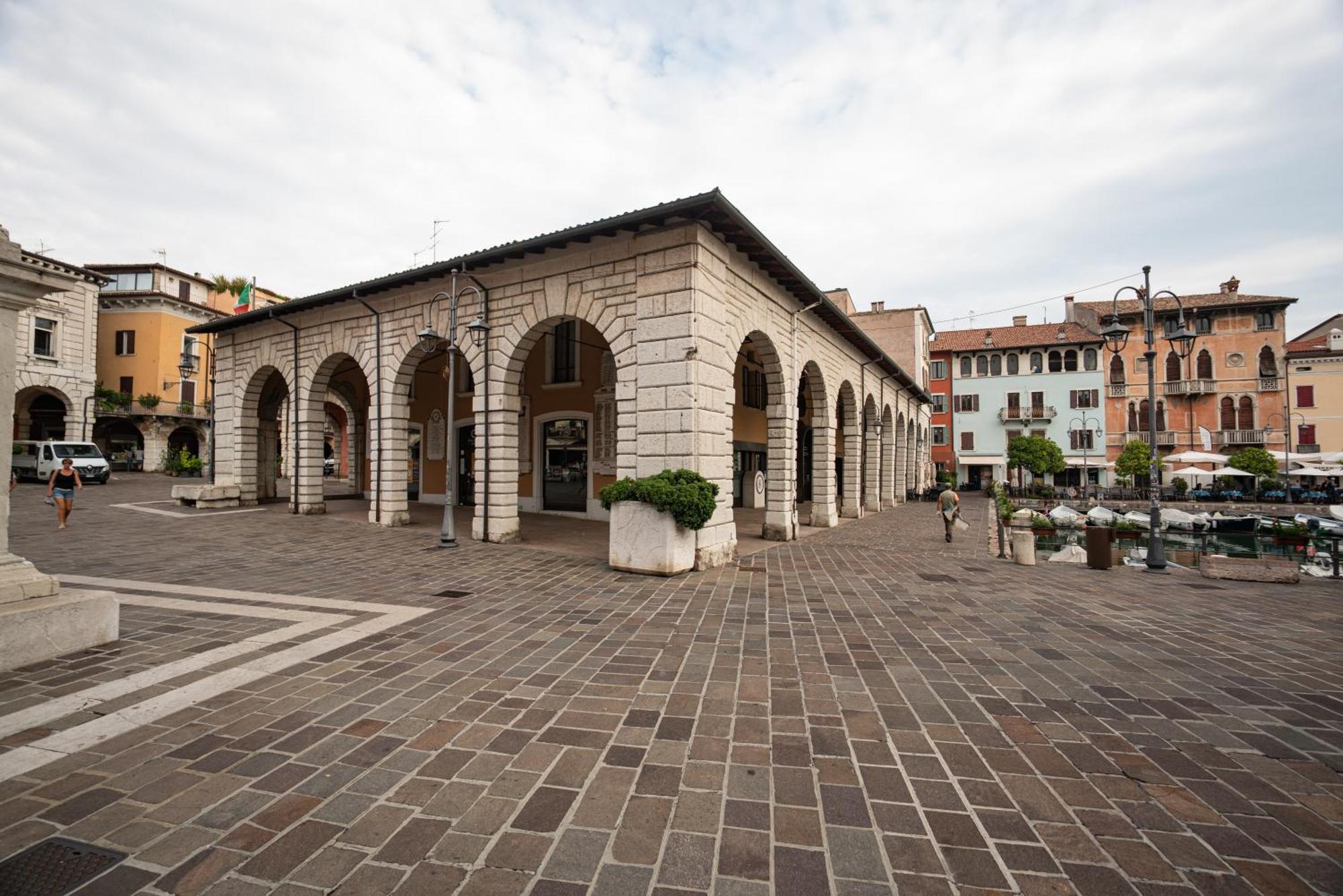 Suite "Castello" Del Garda - Apt Per Coppie Garda Desenzano del Garda Zewnętrze zdjęcie